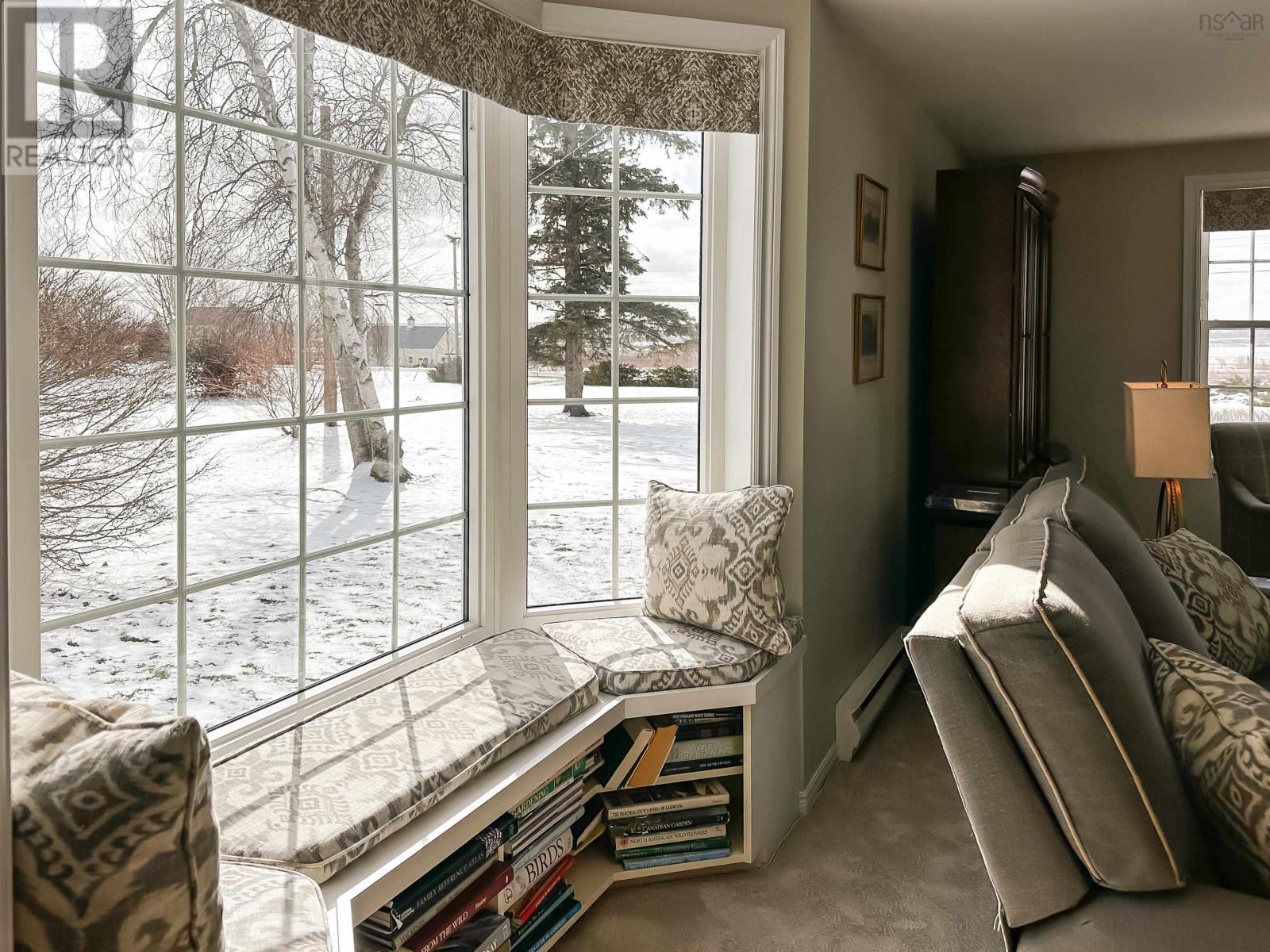 Property 15 of 41 of 567 Canard Street