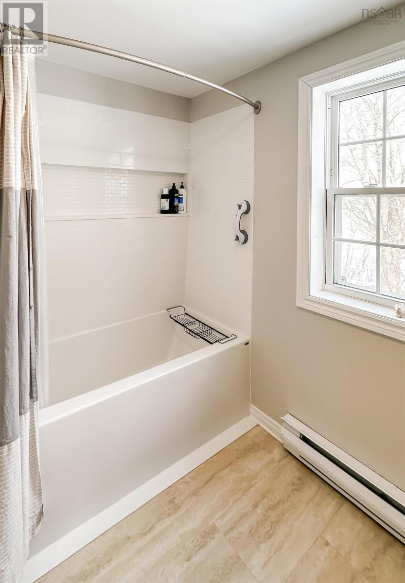 Property 29 of 41 of 567 Canard Street