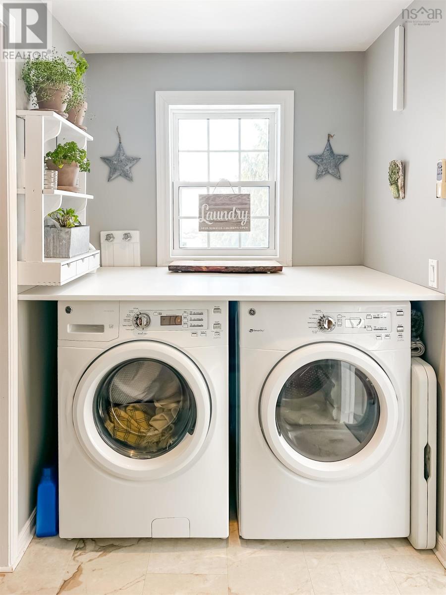 Property 31 of 41 of 567 Canard Street