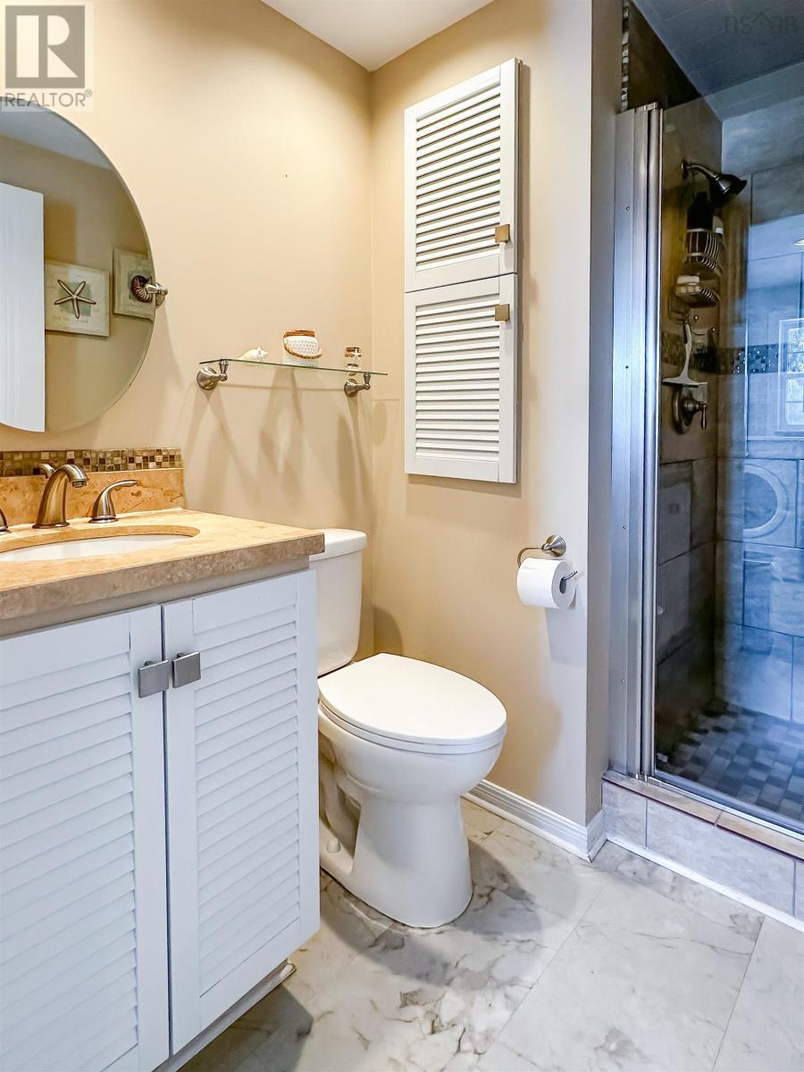 Property 18 of 41 of 567 Canard Street