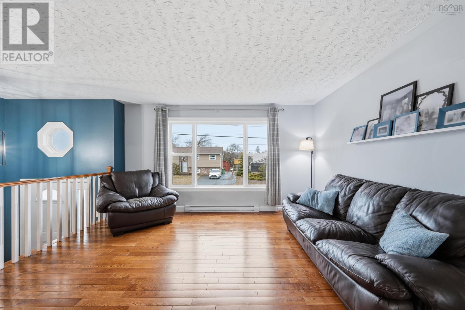 Property 7 of 49 of 81 Carlisle Drive