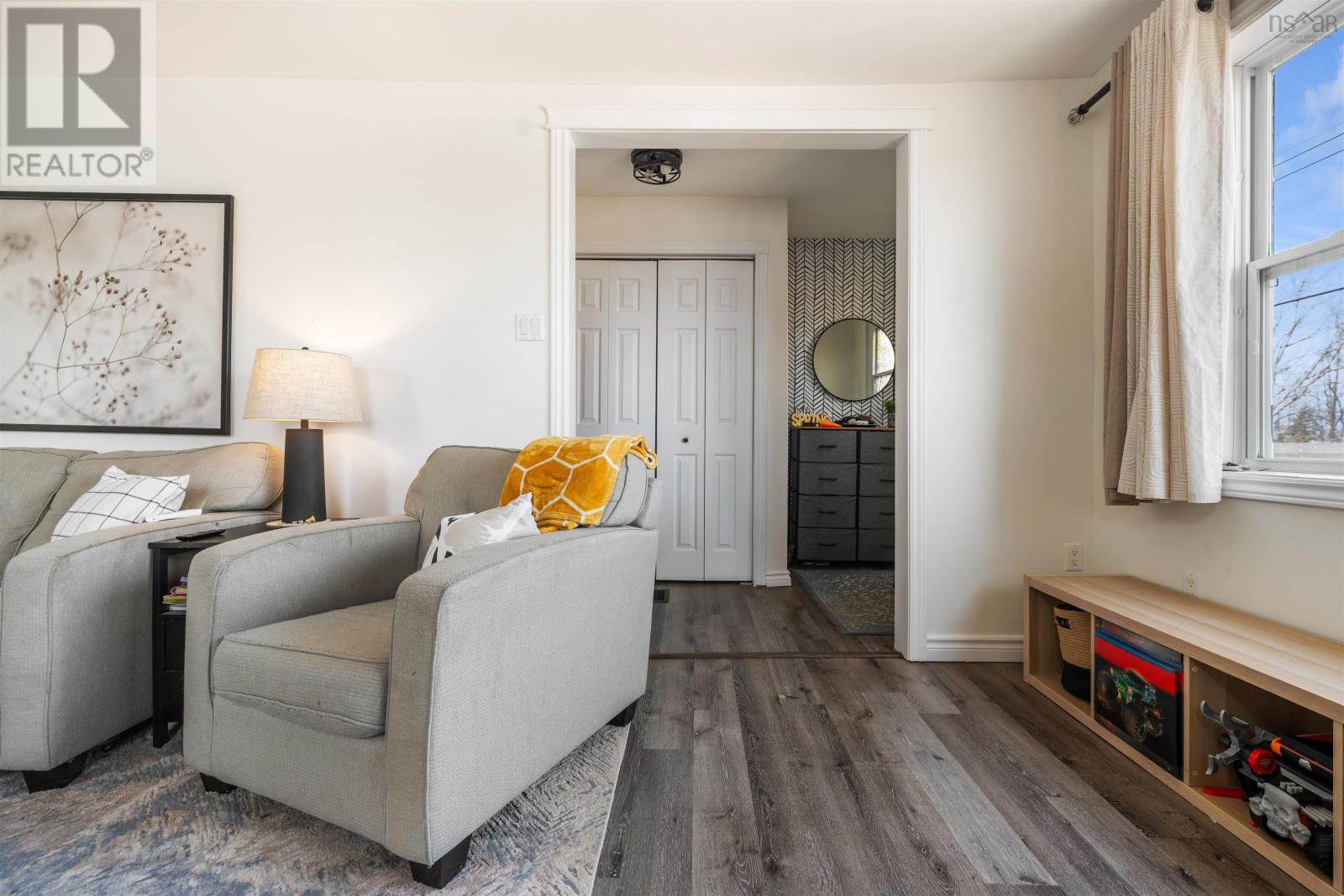 Property 15 of 40 of 6 Thirteenth Street