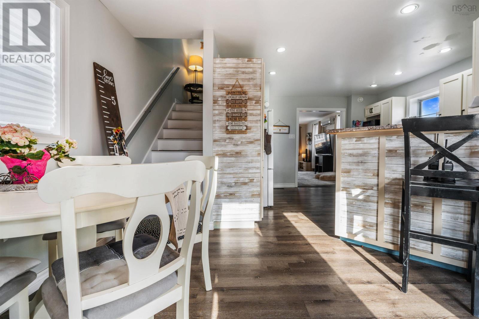 Property 29 of 40 of 6 Thirteenth Street