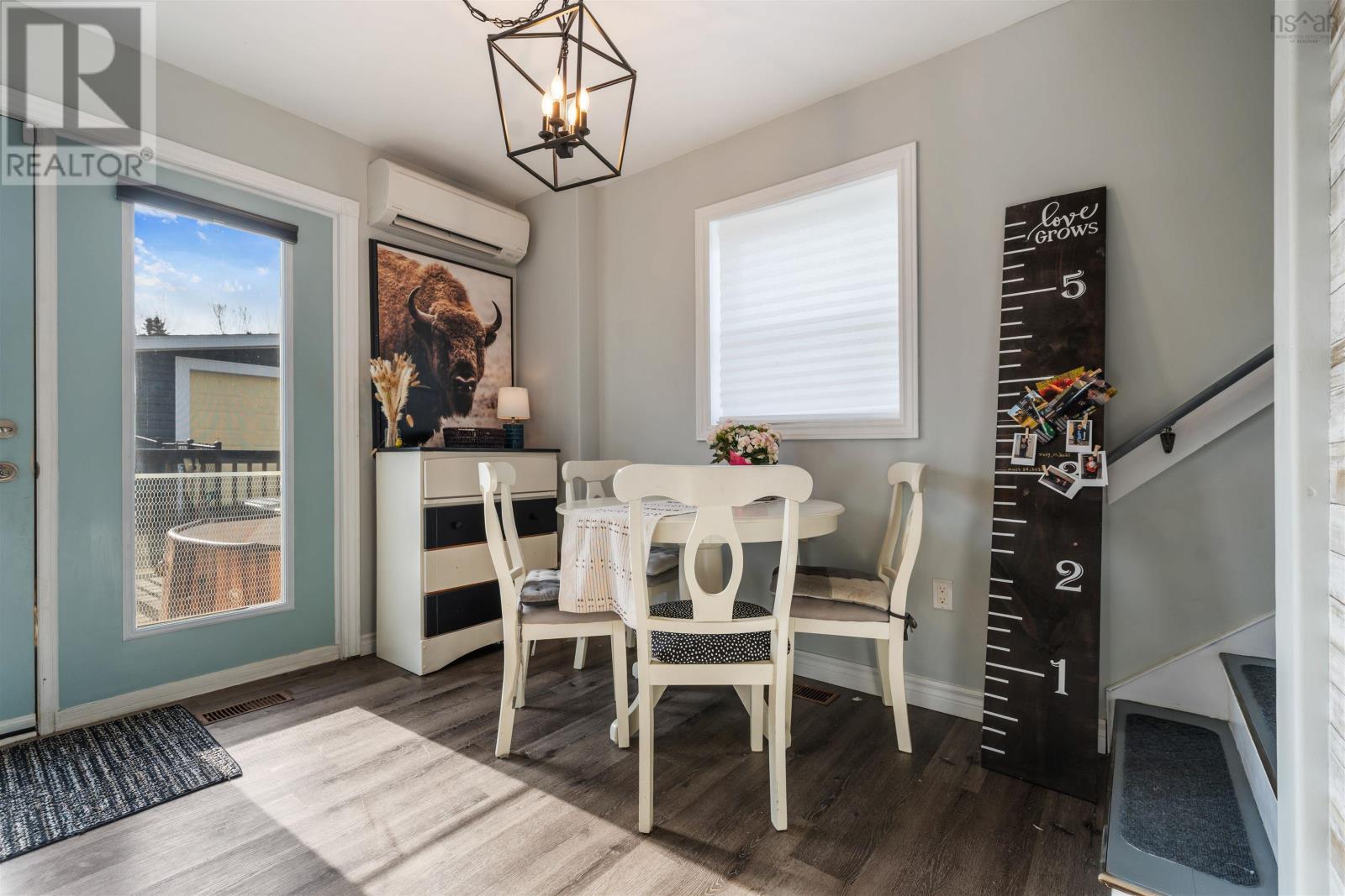 Property 23 of 40 of 6 Thirteenth Street