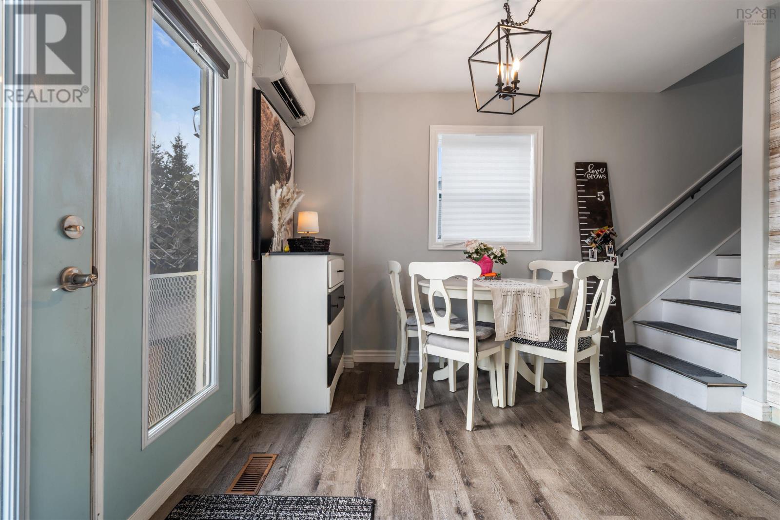 Property 24 of 40 of 6 Thirteenth Street