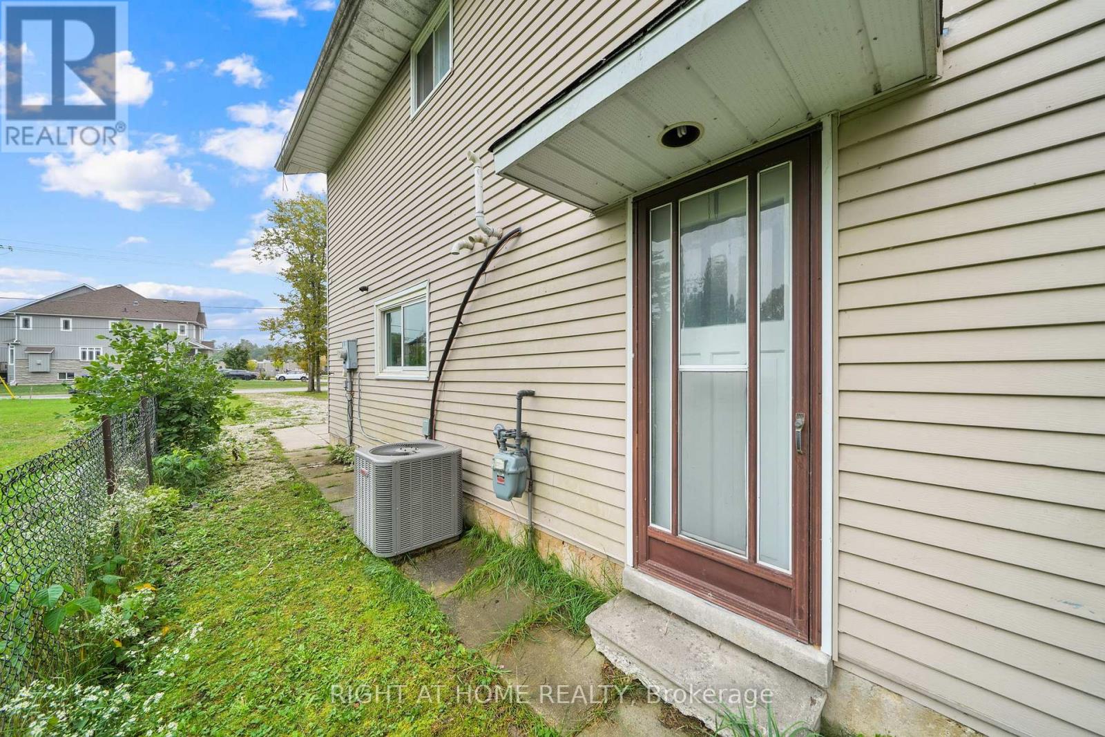 138 45TH STREET N - 24