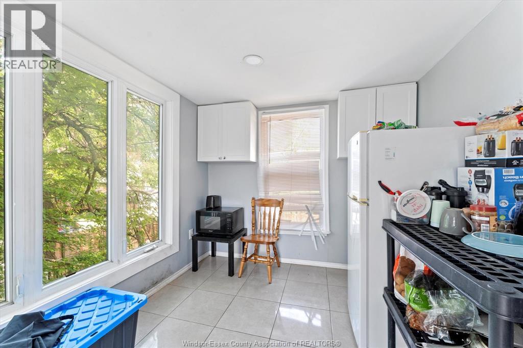691 WINDERMERE ROAD - 16