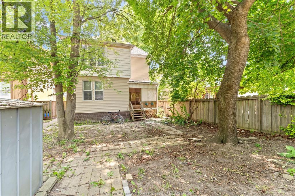 691 WINDERMERE ROAD - 29