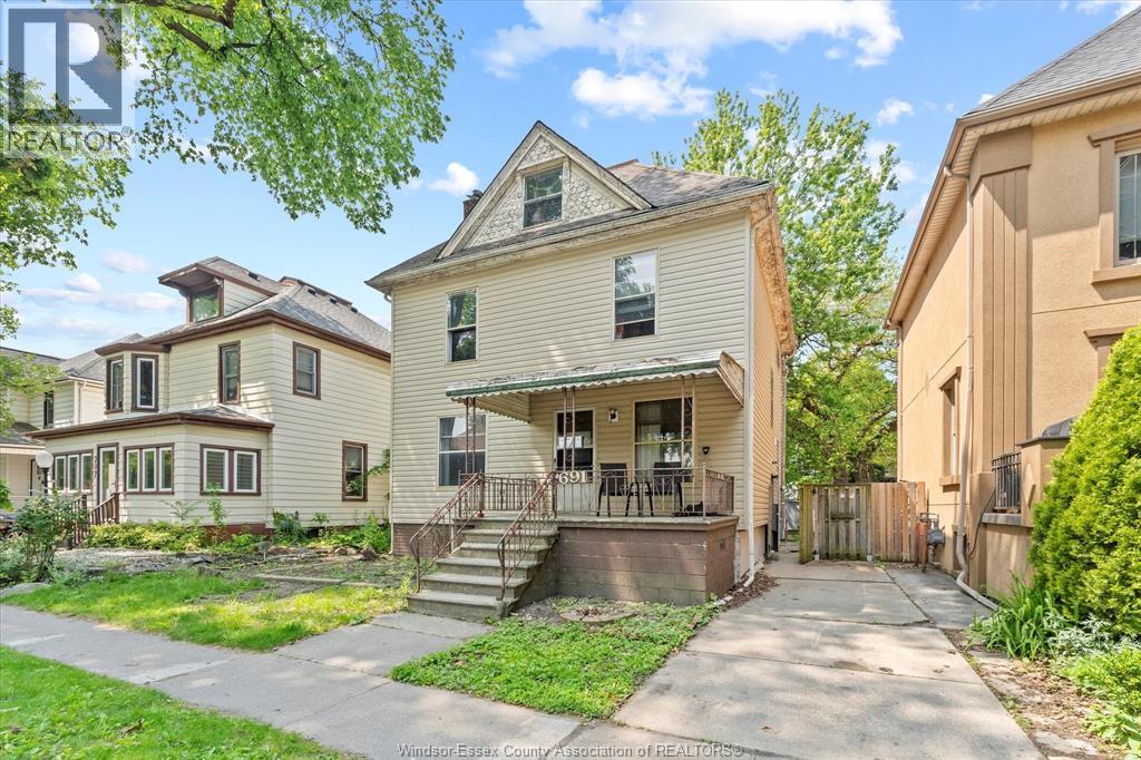 691 WINDERMERE ROAD - 3