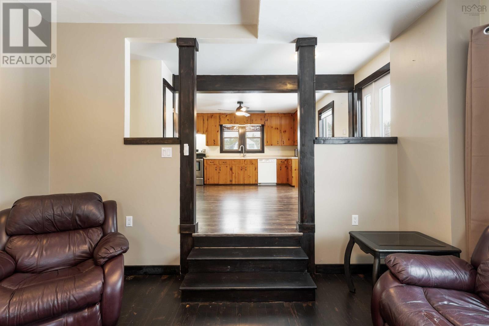 Property 21 of 38 of 1055 Northfield Road