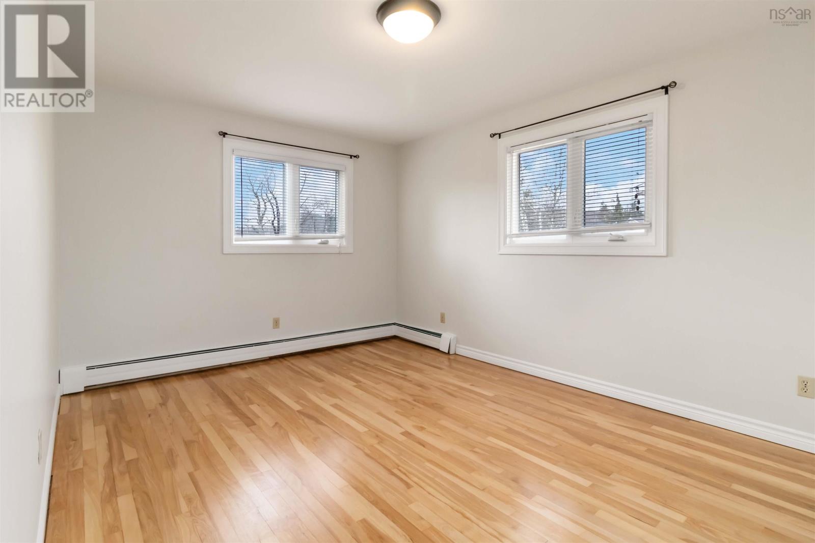 Property 32 of 41 of 9 Birkdale Crescent