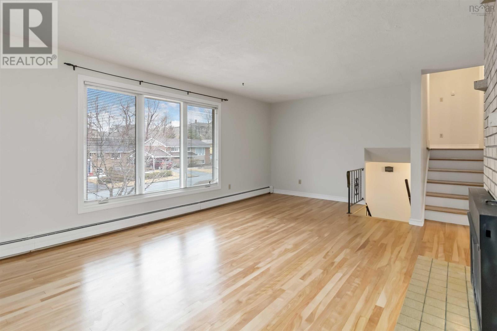 Property 11 of 41 of 9 Birkdale Crescent