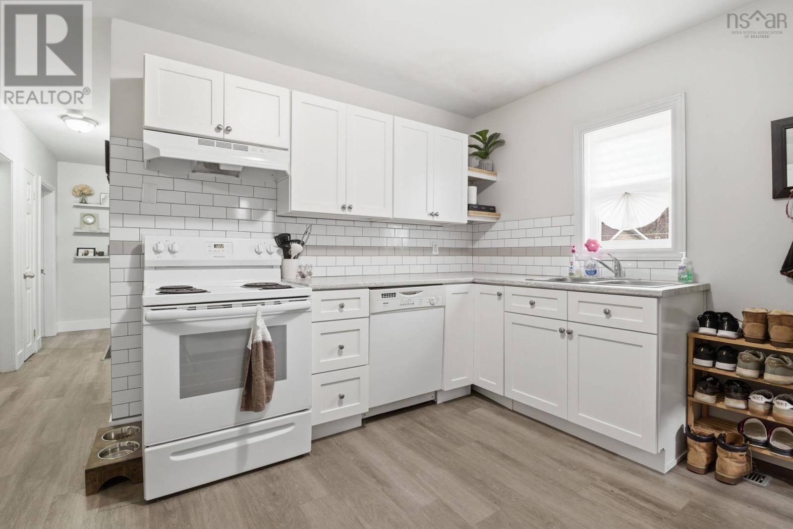 Property 10 of 43 of 189 Old Beaver Bank Road