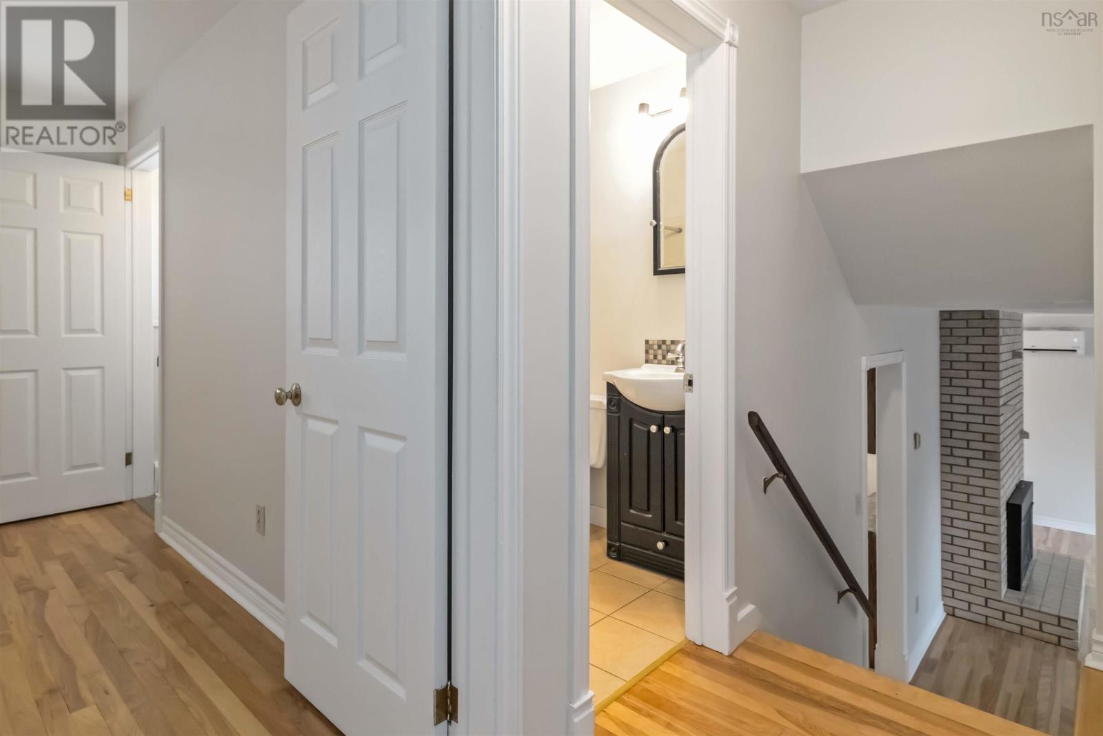 Property 28 of 41 of 9 Birkdale Crescent