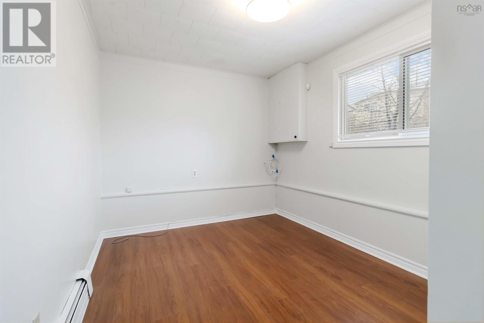 Property 34 of 41 of 9 Birkdale Crescent