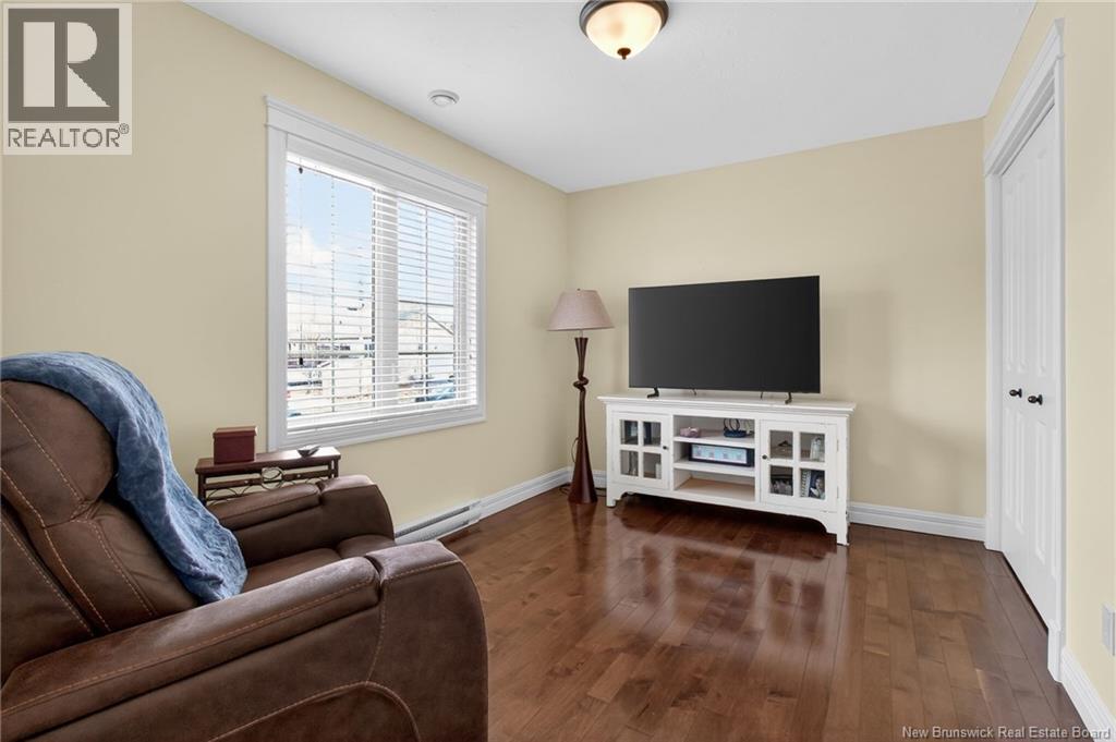 93 JASMINE CRESCENT - 13