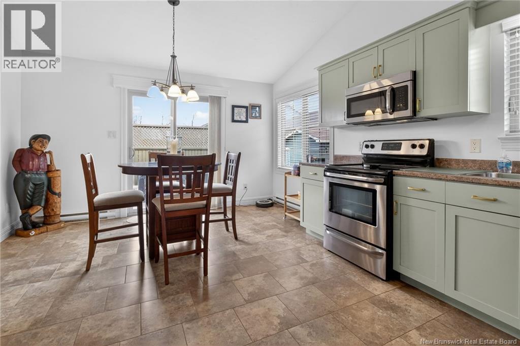 93 JASMINE CRESCENT - 9