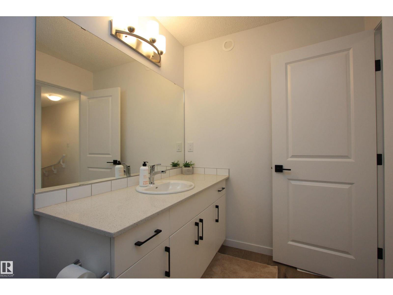 #5 13119 209 ST NW, Edmonton