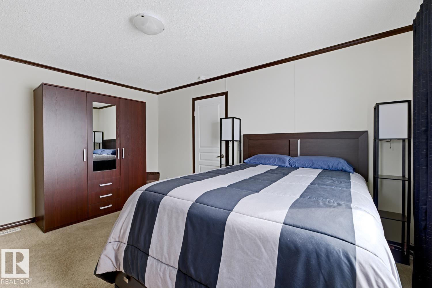 #105 12604 153 AV NW, Edmonton