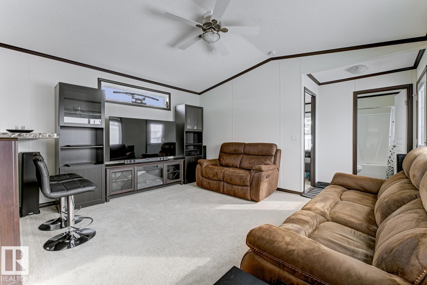 #105 12604 153 AV NW, Edmonton