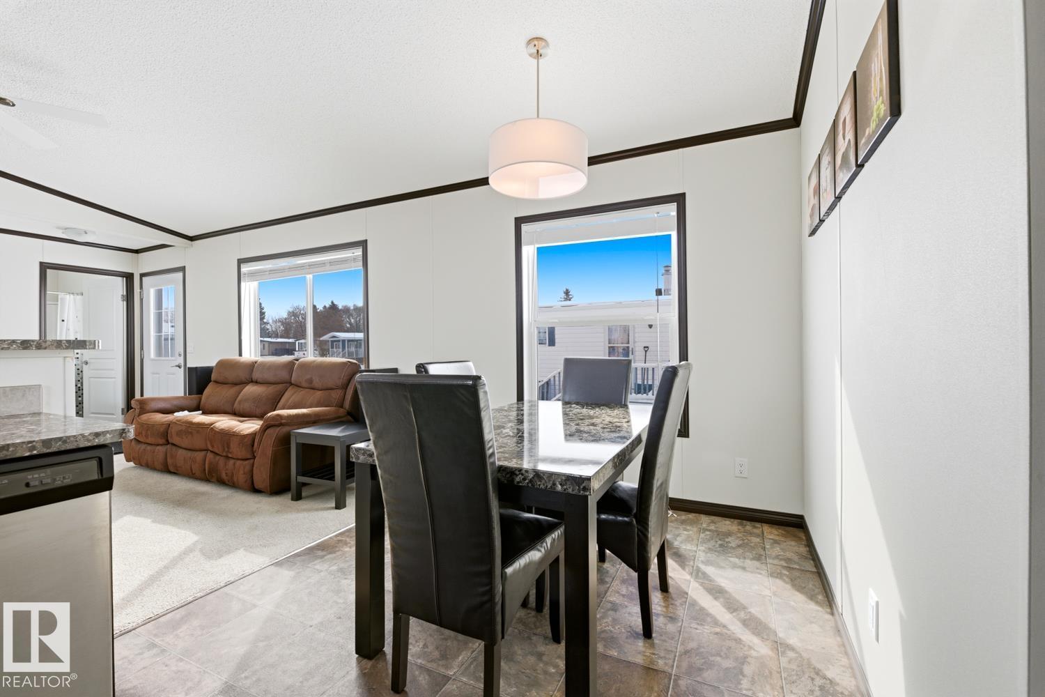 #105 12604 153 AV NW, Edmonton