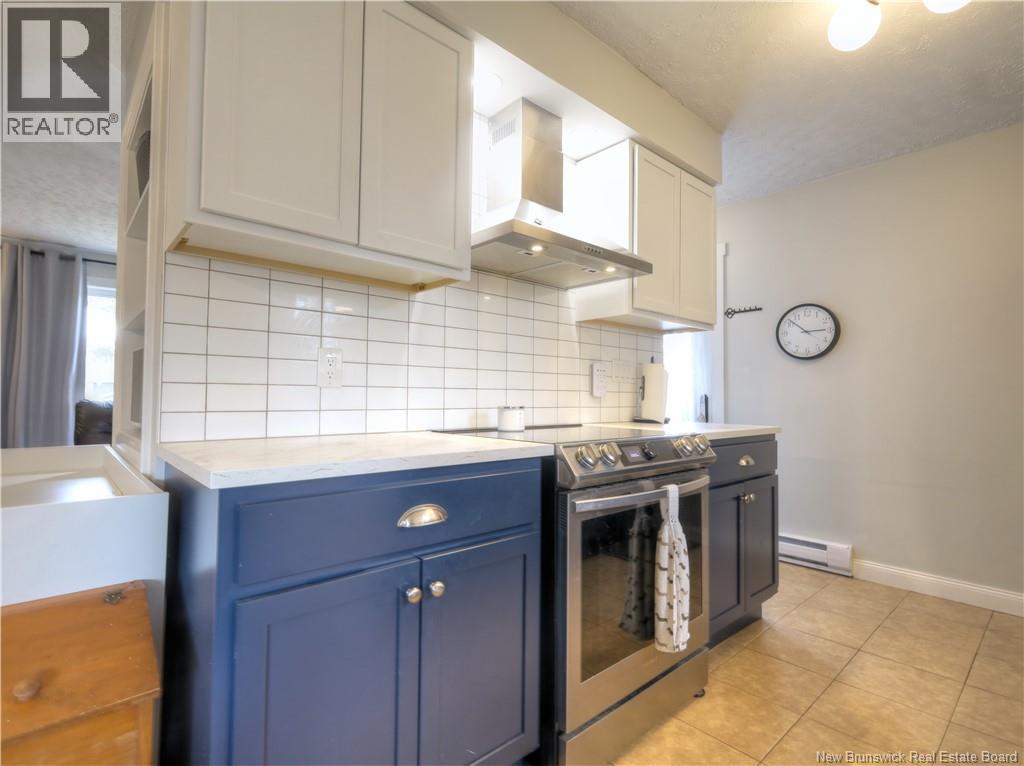 38 KENNETH STREET - 12