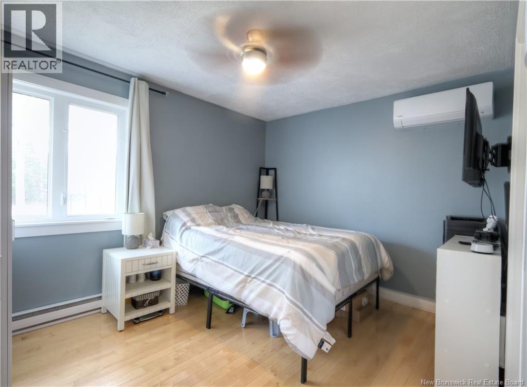 38 KENNETH STREET - 19