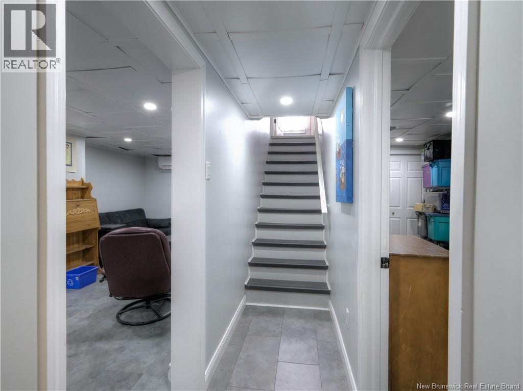 38 KENNETH STREET - 24