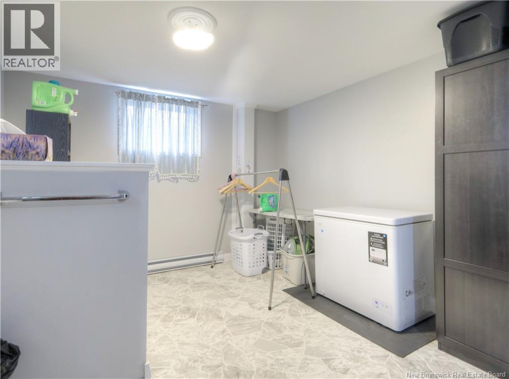 38 KENNETH STREET - 31