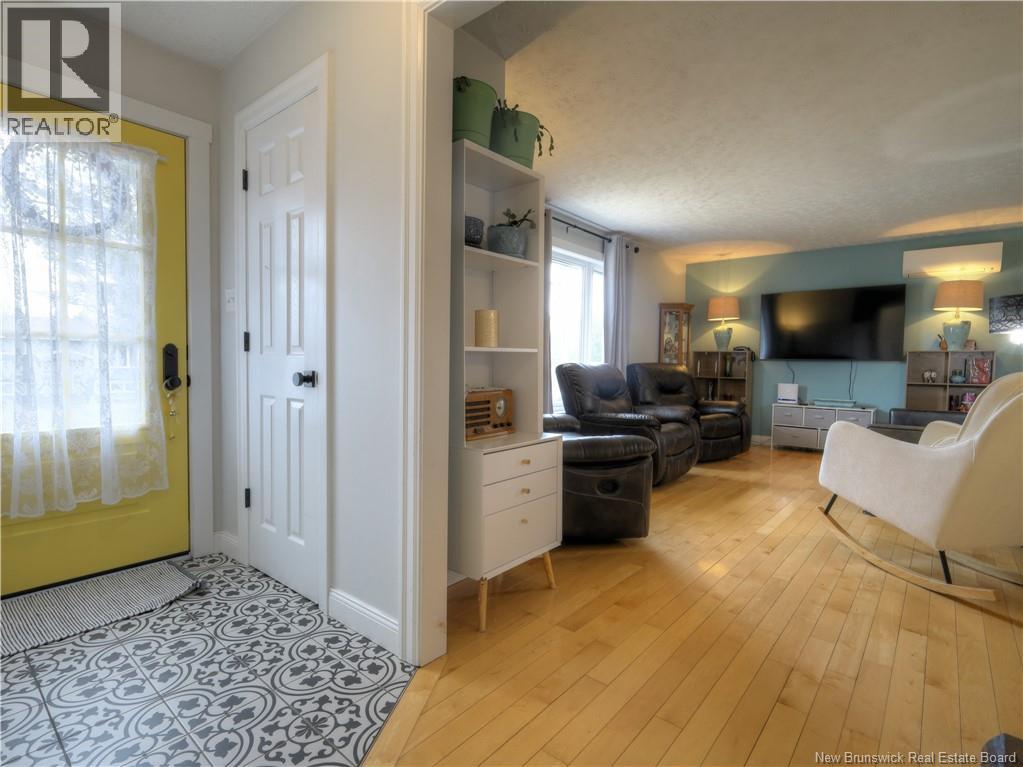 38 KENNETH STREET - 4