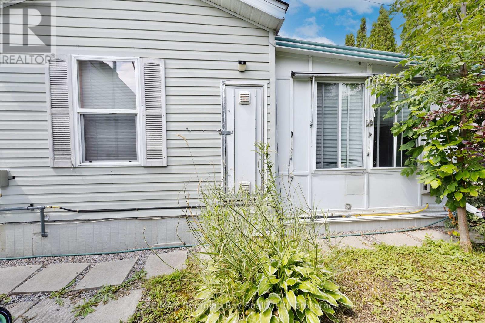 #30 10 WINFIELD DRIVE - 16