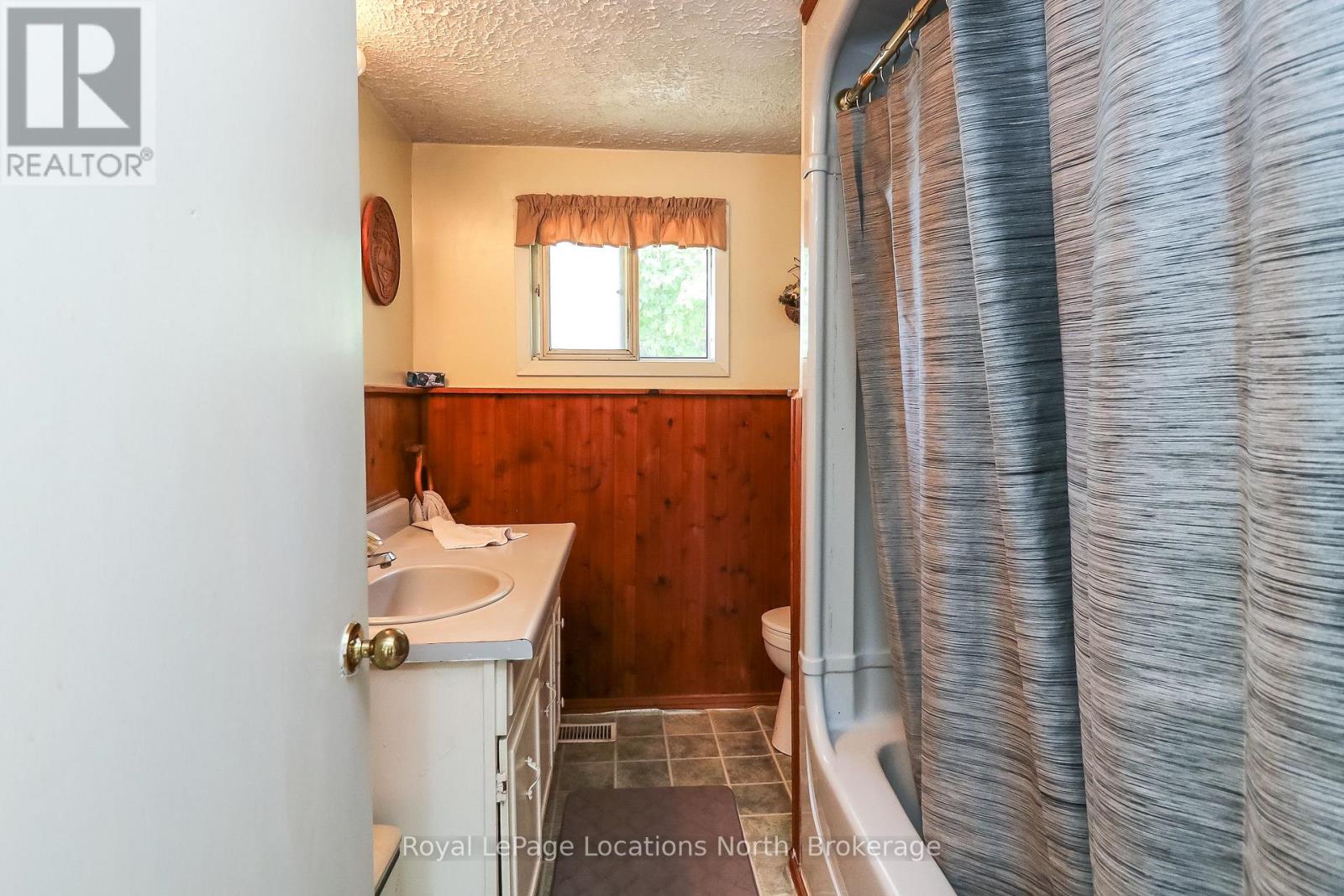 1320 RIVER ROAD W - 14