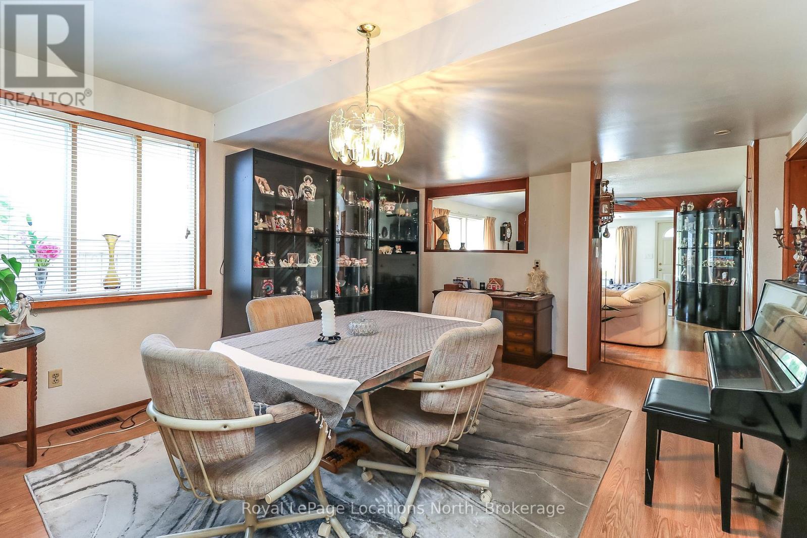 1320 RIVER ROAD W - 8