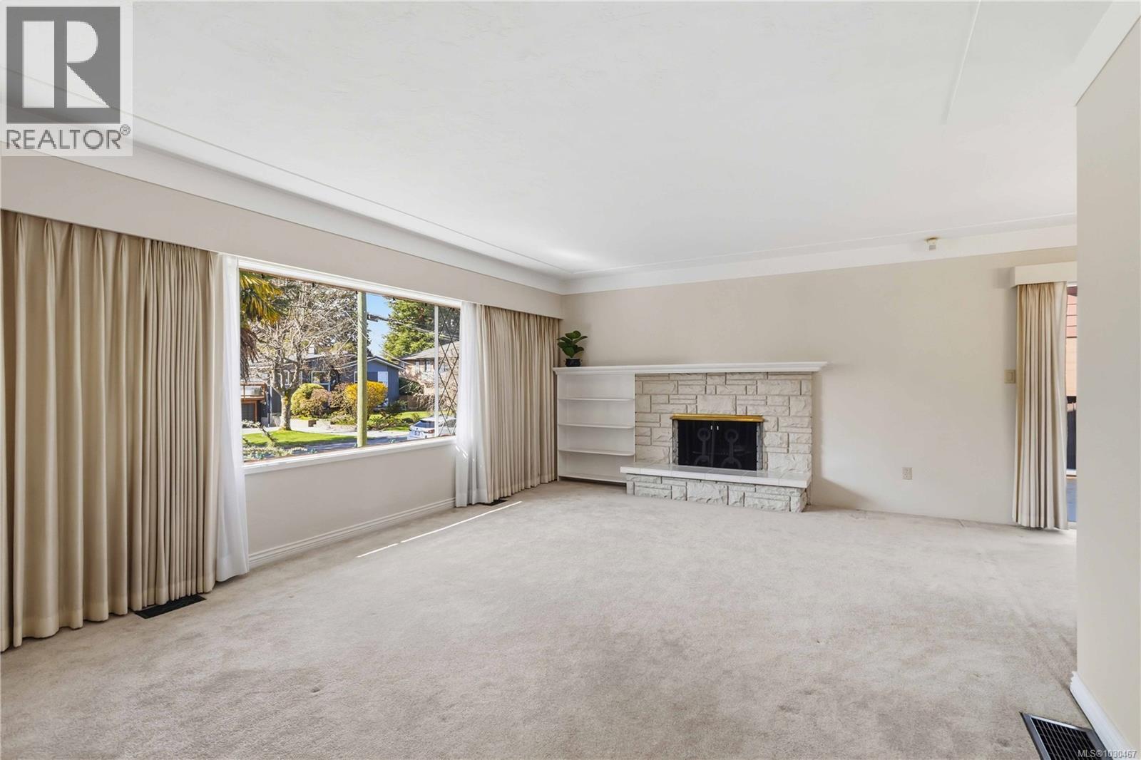 4418 Chartwell Dr - 4
