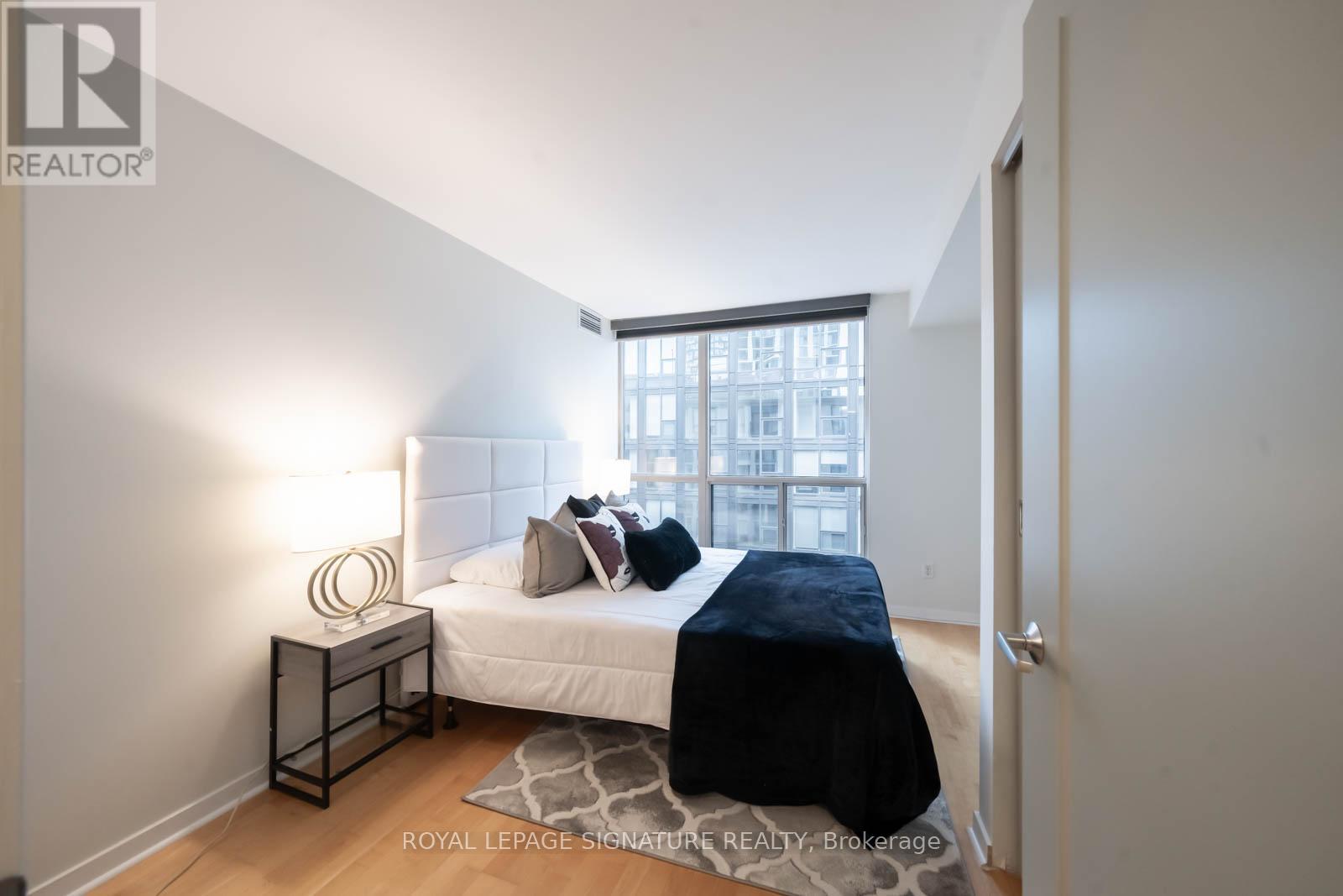 #1105 75 DALHOUSIE STREET - 6
