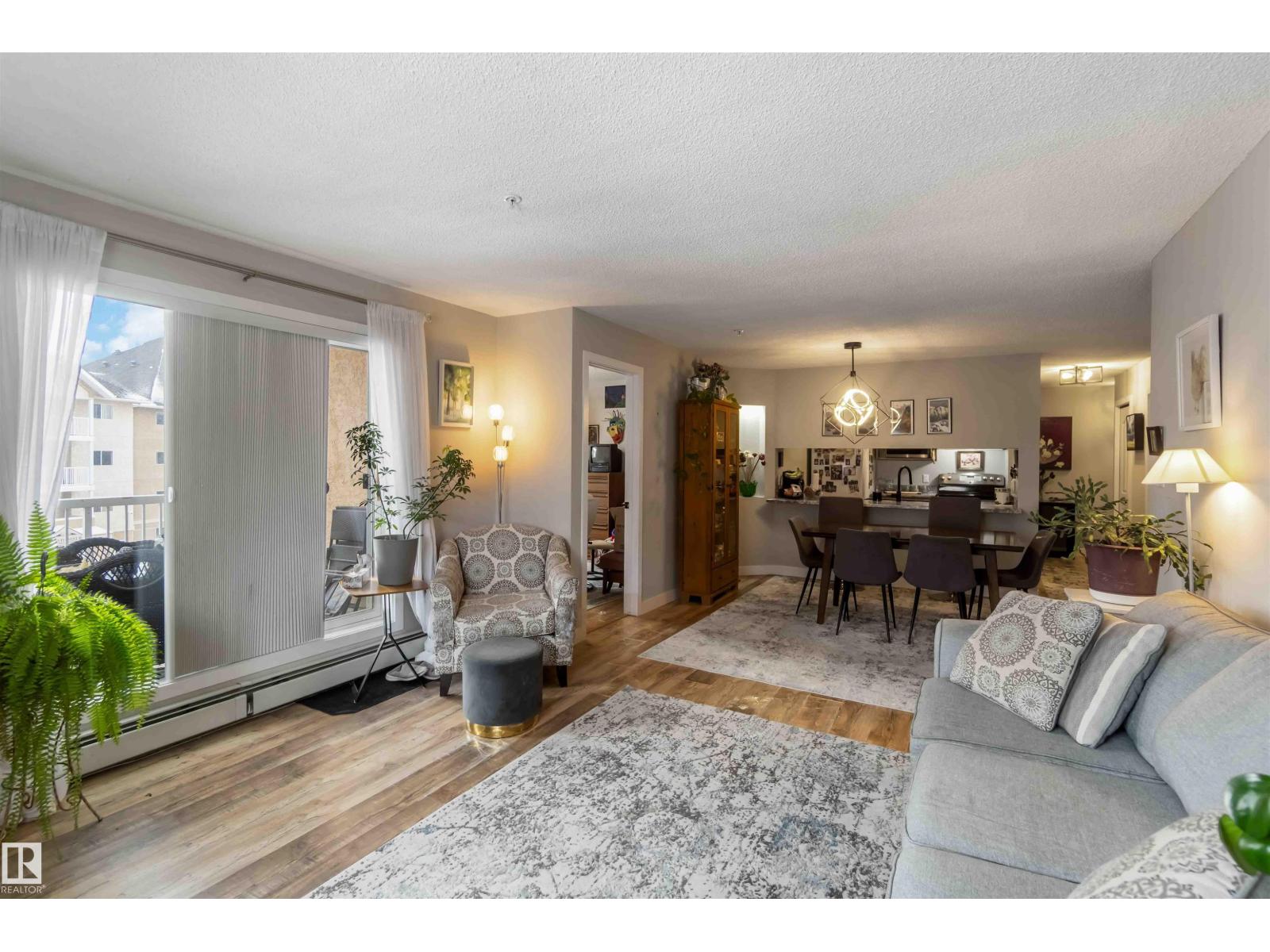 #329 17447 98A AV NW, Edmonton