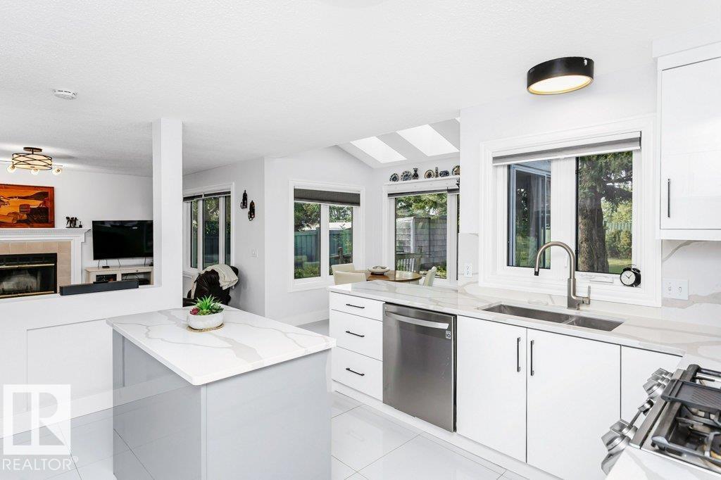 781 WELLS WD NW, Edmonton