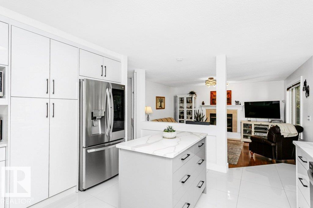 781 WELLS WD NW, Edmonton