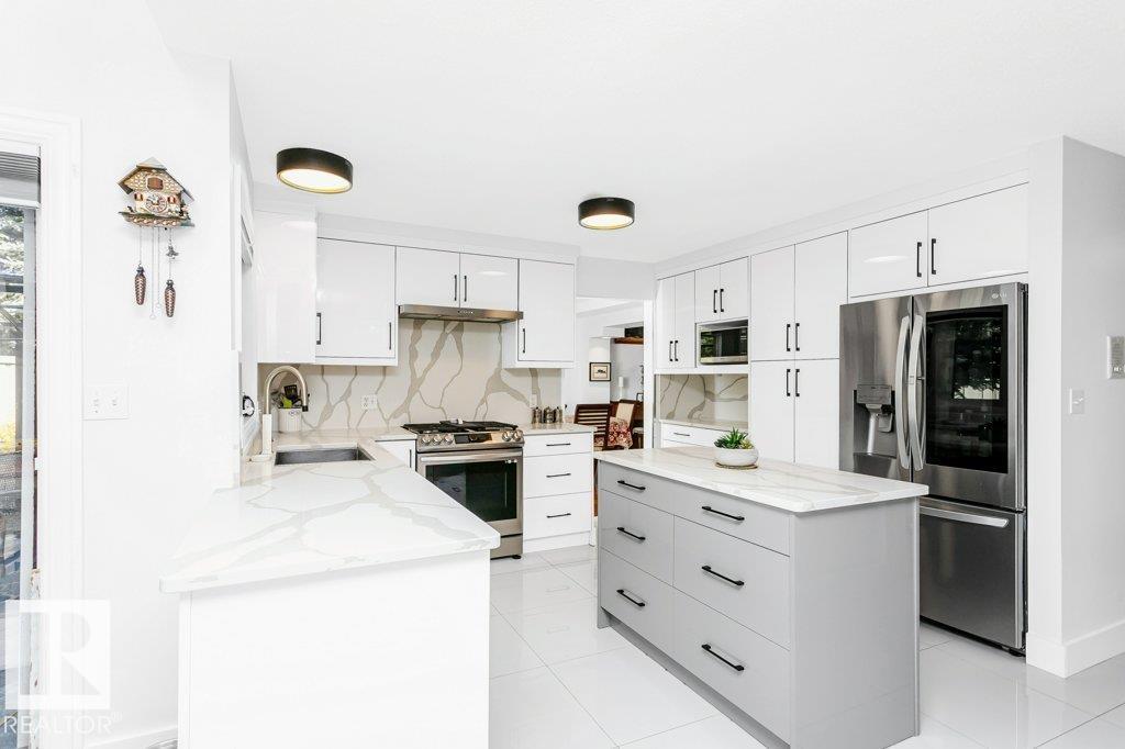 781 WELLS WD NW, Edmonton