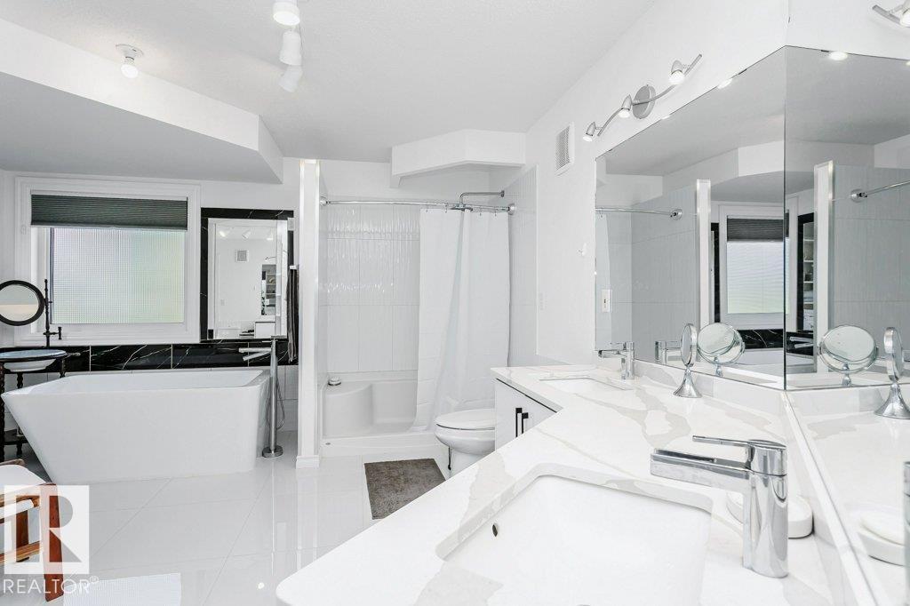 781 WELLS WD NW, Edmonton