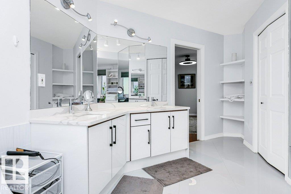 781 WELLS WD NW, Edmonton