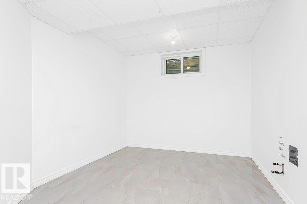 781 WELLS WD NW, Edmonton