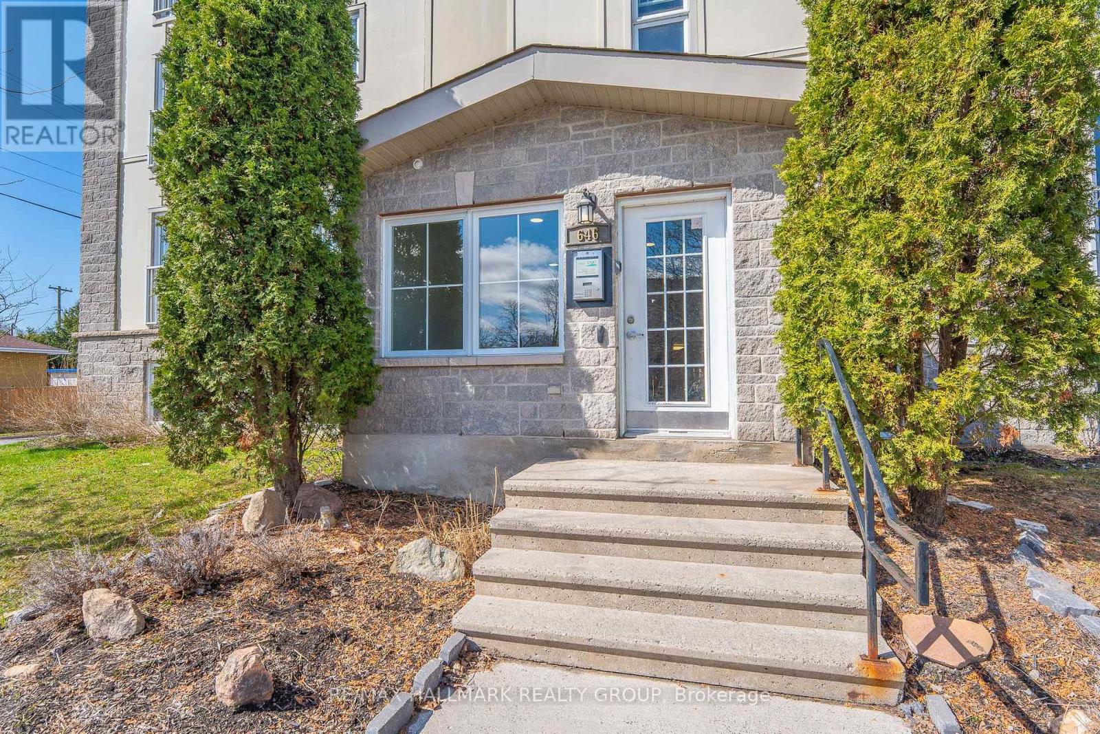 #401 646 CUMMINGS AVENUE - 4