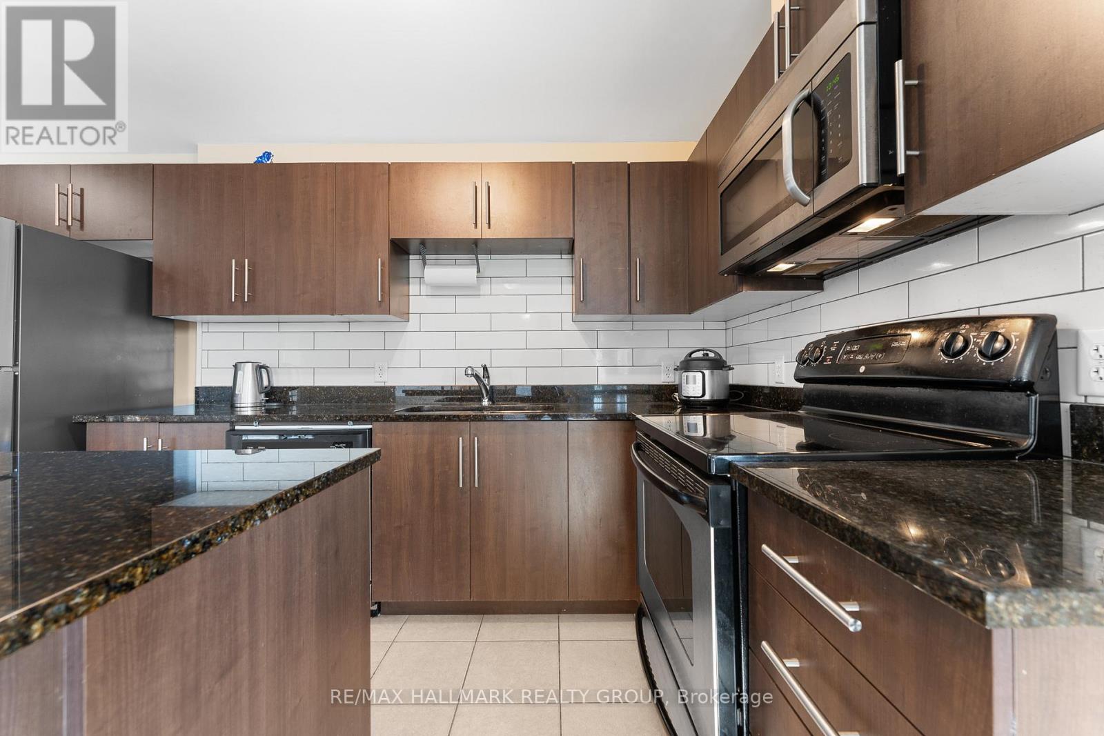#401 646 CUMMINGS AVENUE - 9