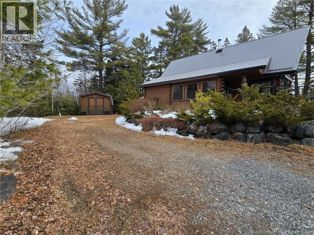 52 SHAMROCK VALLEY - 9