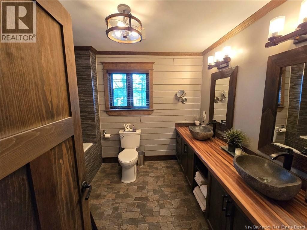 52 SHAMROCK VALLEY - 35