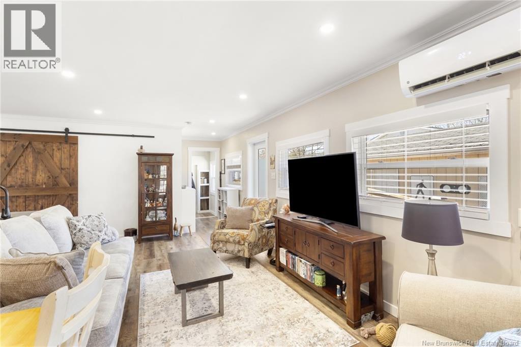 20 CENTENNIAL DRIVE - 4