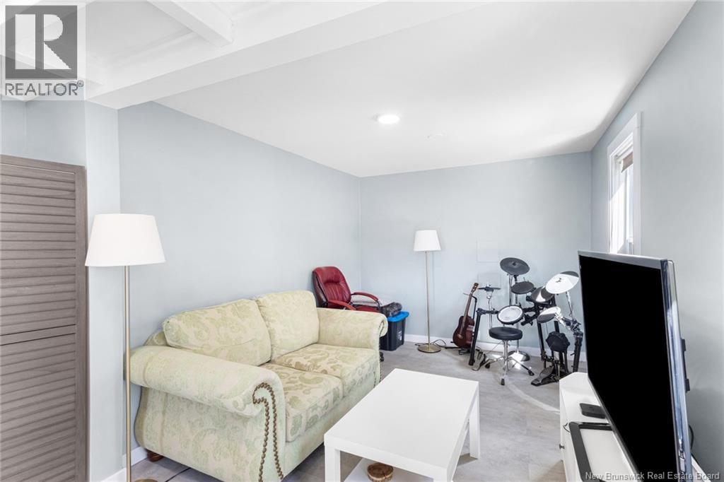 20 CENTENNIAL DRIVE - 36