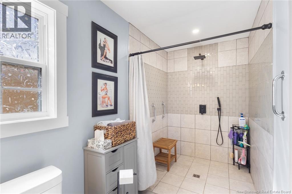 20 CENTENNIAL DRIVE - 22