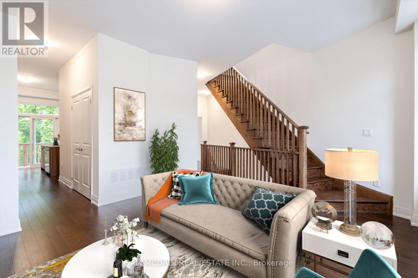 90 SALINA STREET - 17